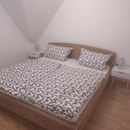 Fewo Apfelbaum Saarbrücken Exterior foto